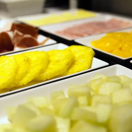 Отель Fruela Овьедо